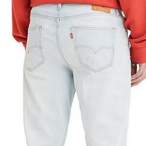 NWT Levi’s  541 Athletic Taper Jeans For Athletic Builds Distressed Mens W33 L34